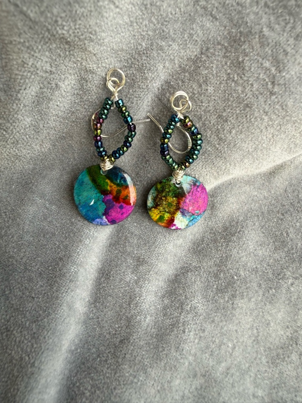 Vibrant Multicolor Disc Drop Earrings with Iridescent Beads